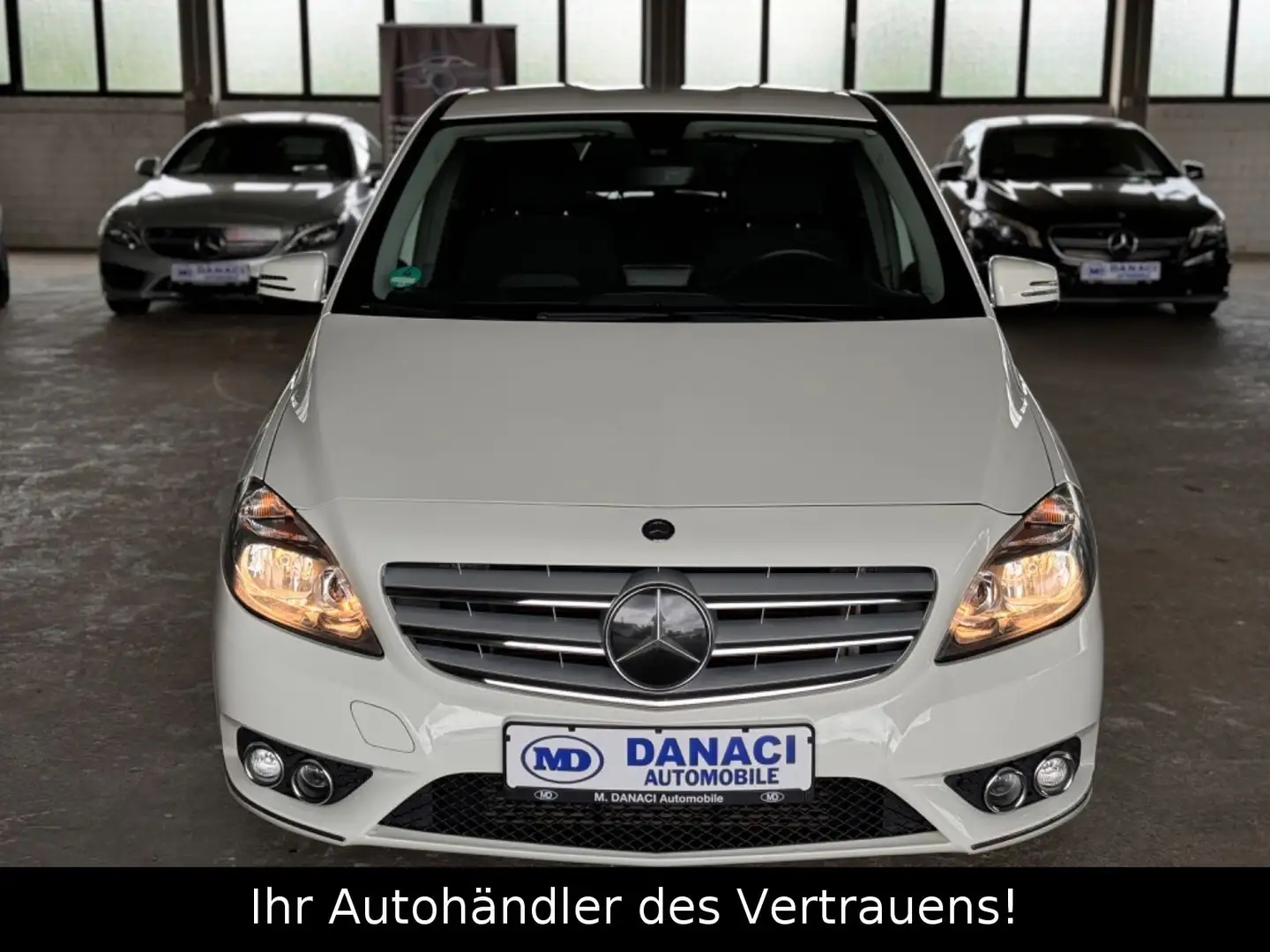 Mercedes-Benz B 180 B -Klasse B 180*1.Hand!*Klimaautomatik Weiß - 2