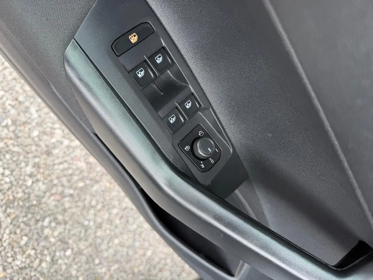 Volkswagen Taigo 1.0 TSI Life Business OPF Life Business*APPLE-CARPLAY*DIGITAL-COCKPIT*PDC*CAMERA*, миниатюра 16