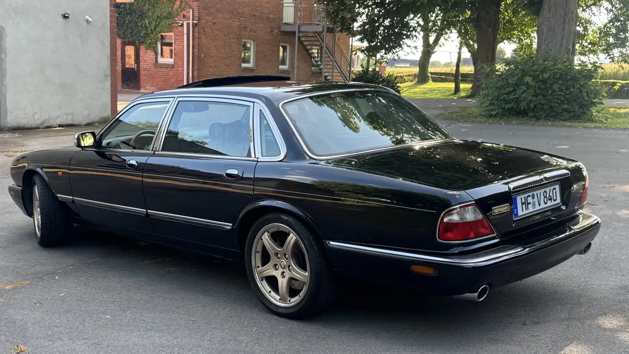 Daimler Super V8 4.0 Kompressor, LWB, X308, BBS HU 8/28, foto 5