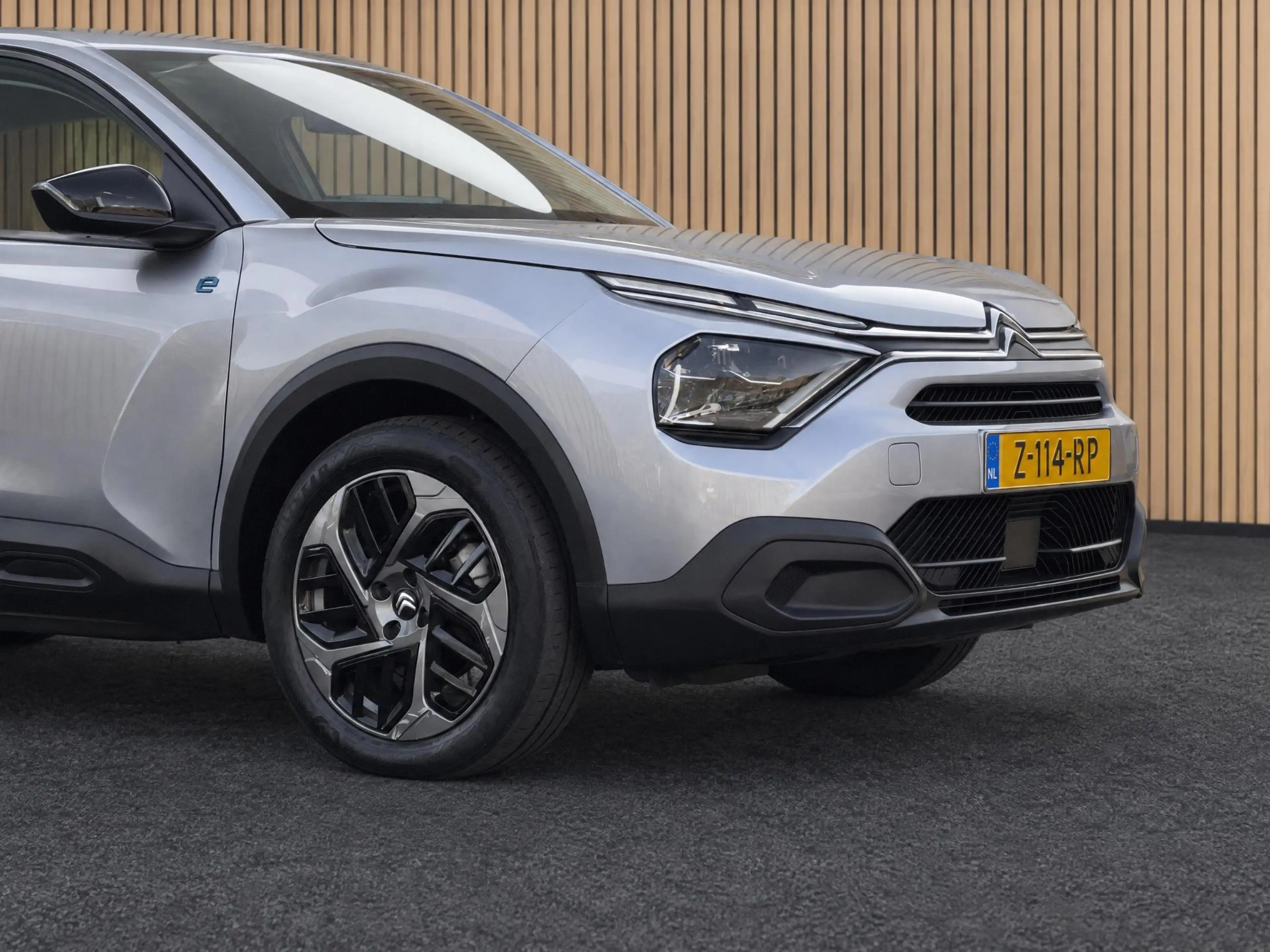 Citroen E-C4 Electric You 50 kWh | Apple Carplay / Climate / Camera — photo 10