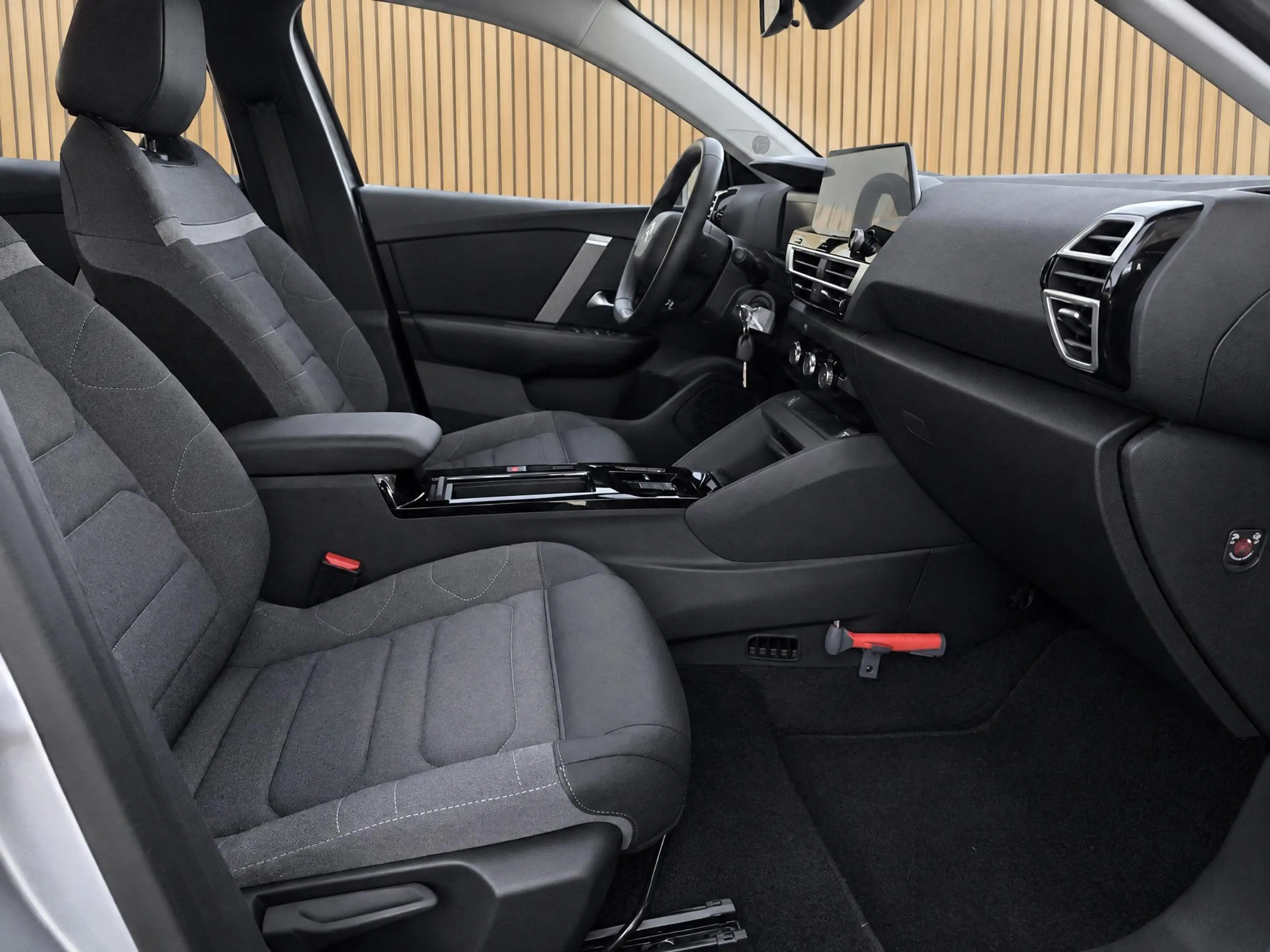 Citroen E-C4 Electric You 50 kWh | Apple Carplay / Climate / Camera — photo 8