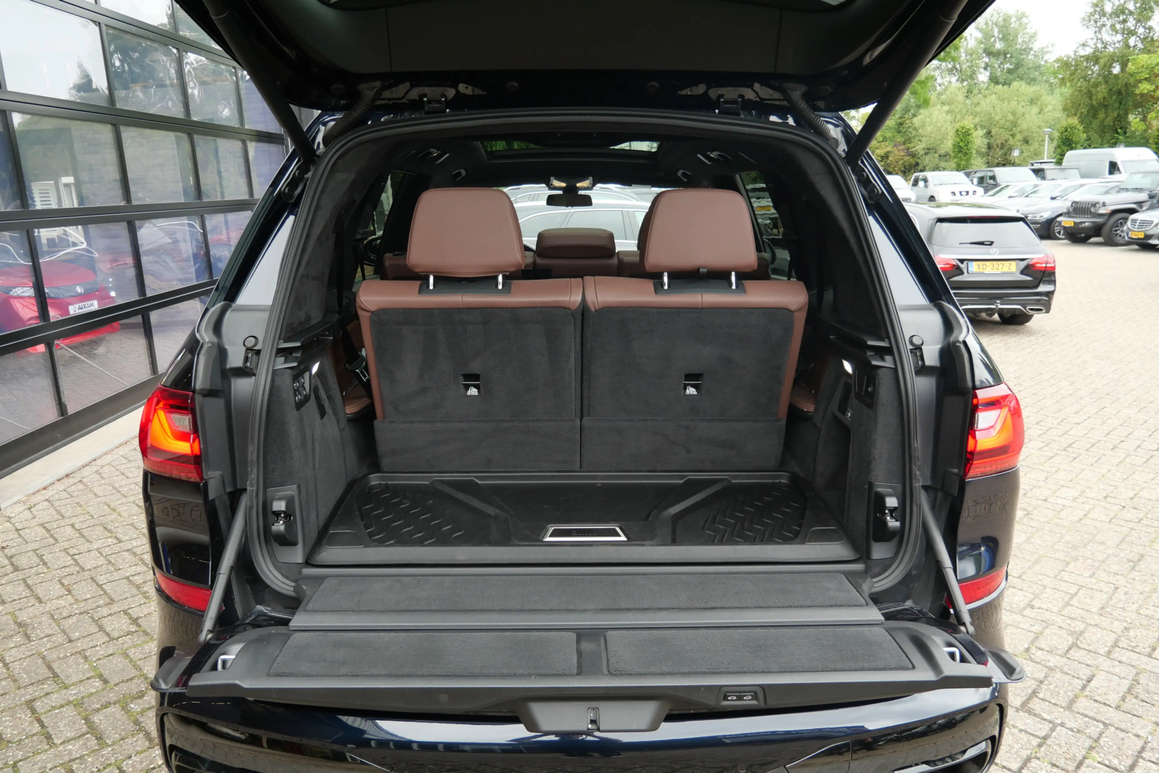 BMW X7 M50d 400 PK High Executive 7p | Pano | H&K | 22'' — photo 46