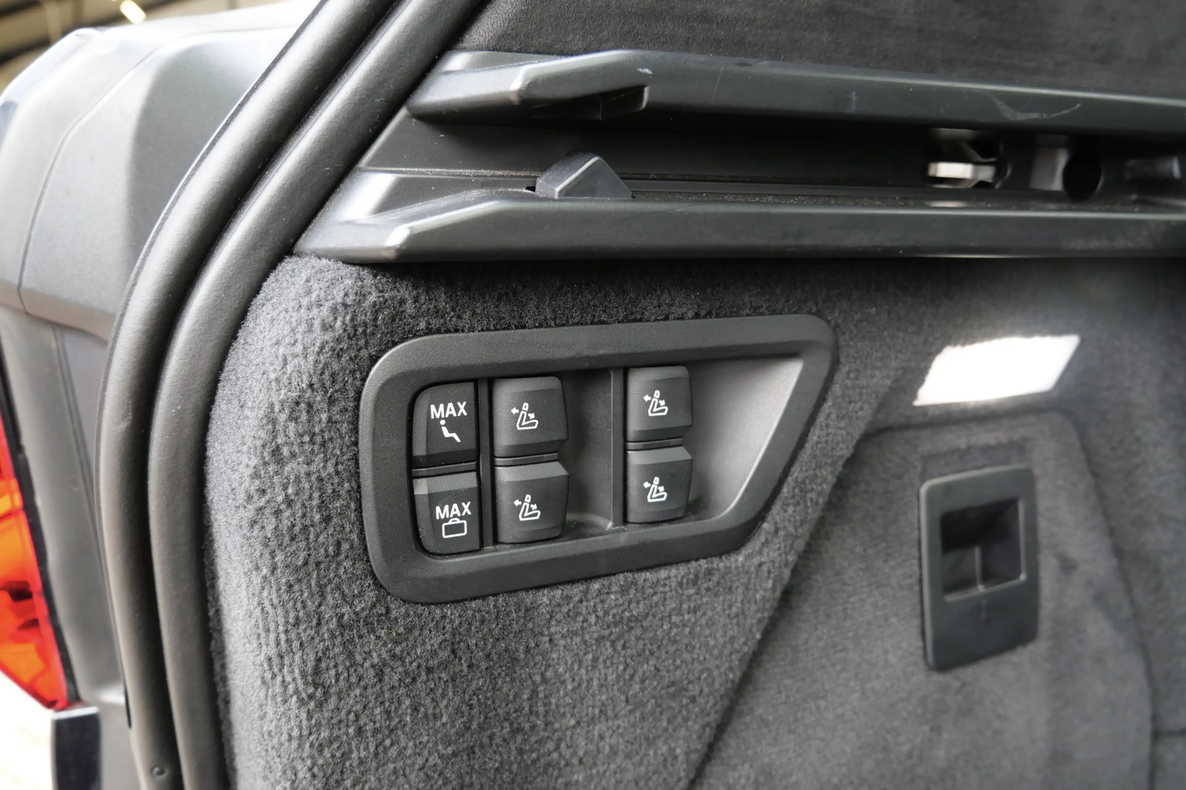 BMW X7 M50d 400 PK High Executive 7p | Pano | H&K | 22'' — photo 34
