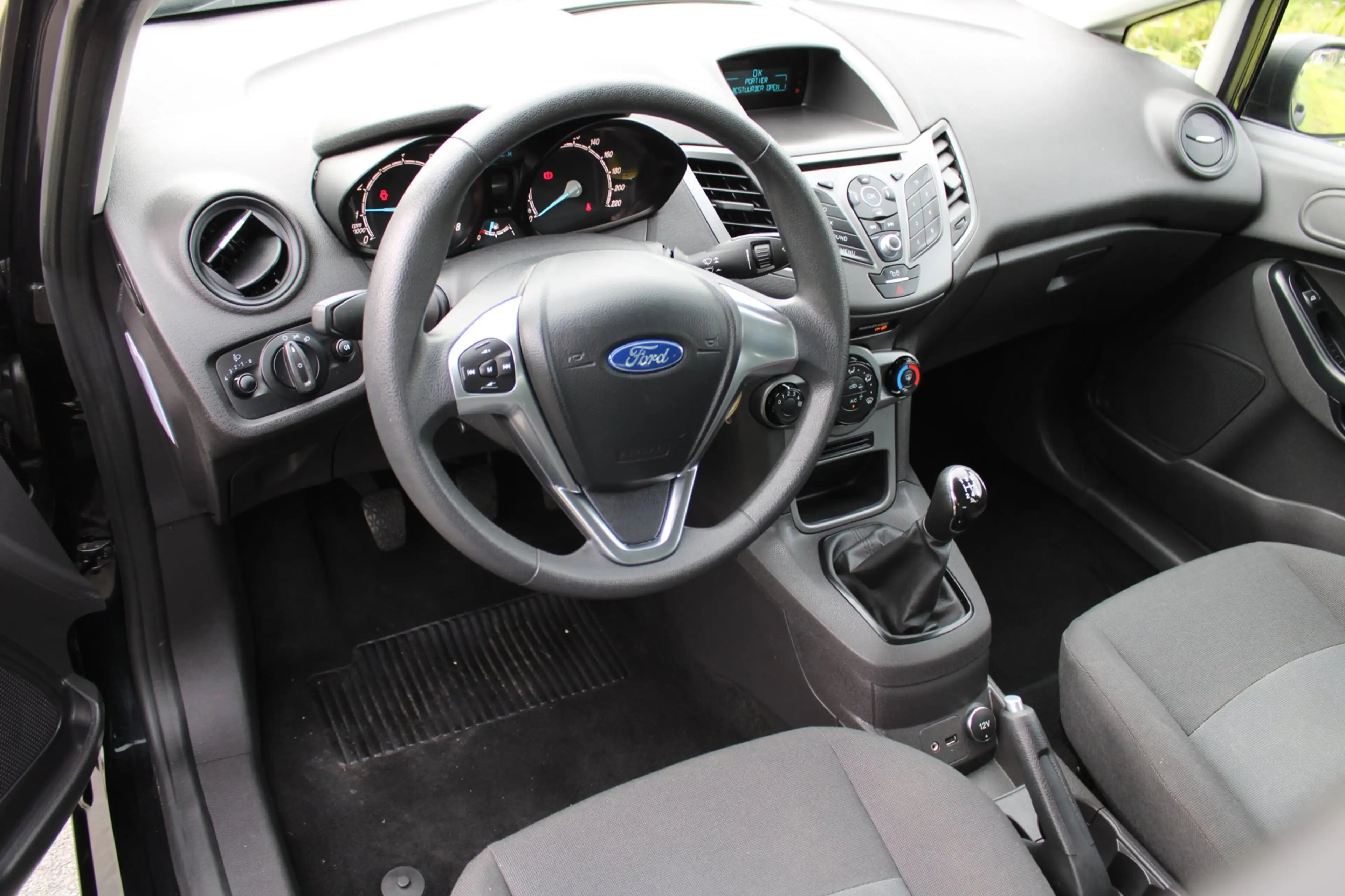 Ford Fiesta 1.25 5 Drs met Airco — photo 8