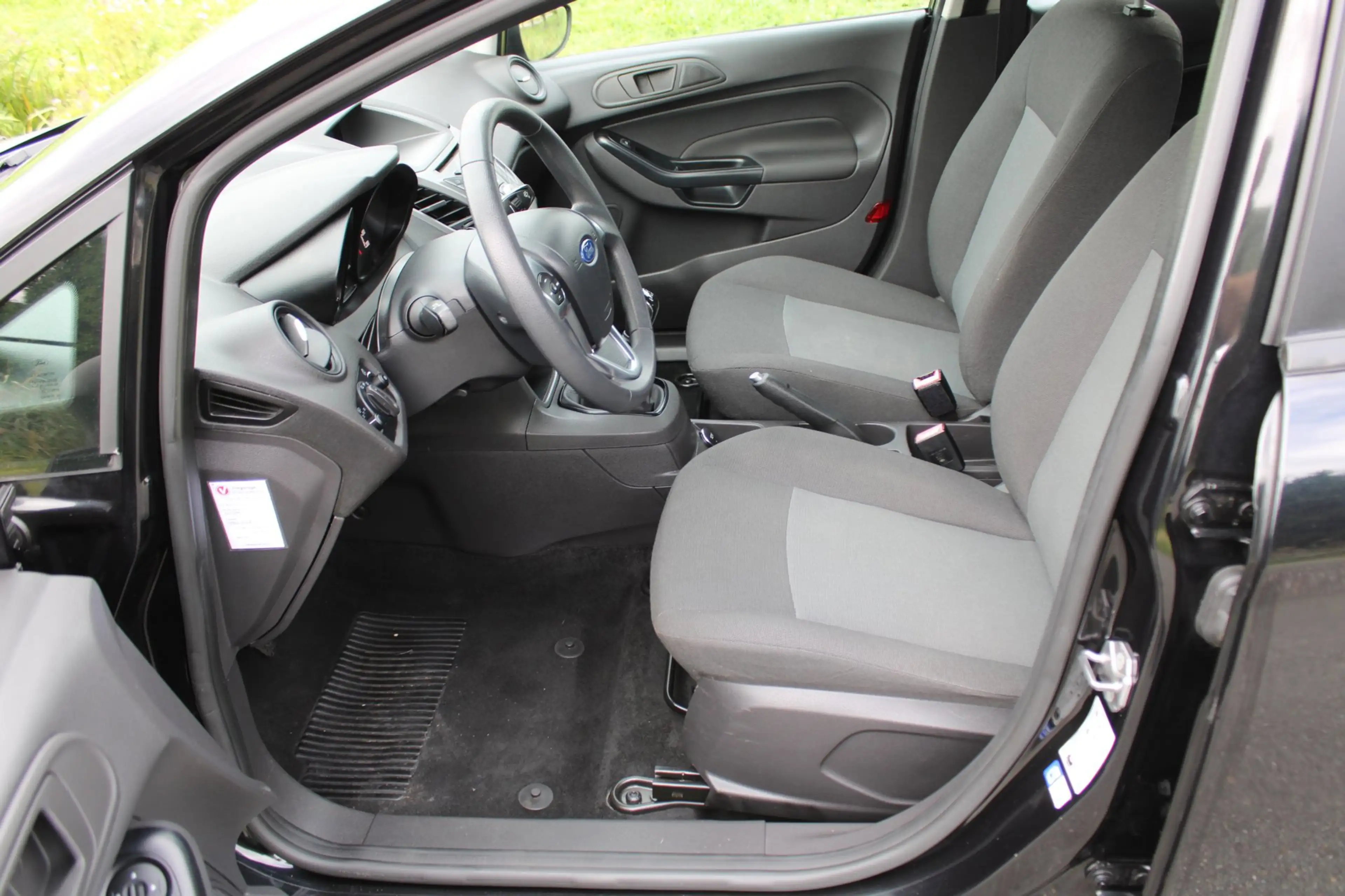 Ford Fiesta 1.25 5 Drs met Airco — photo 11