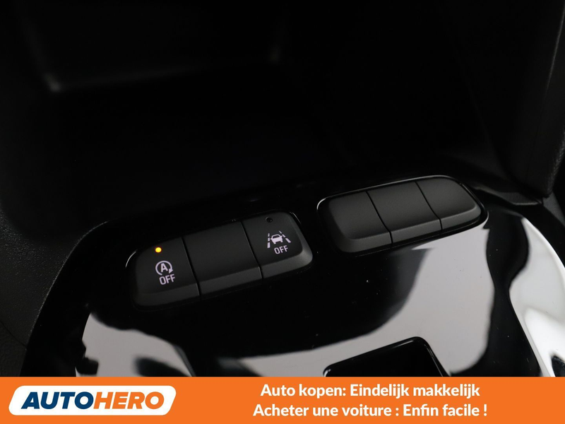 Opel Corsa 1.2 Turbo GS — photo 14