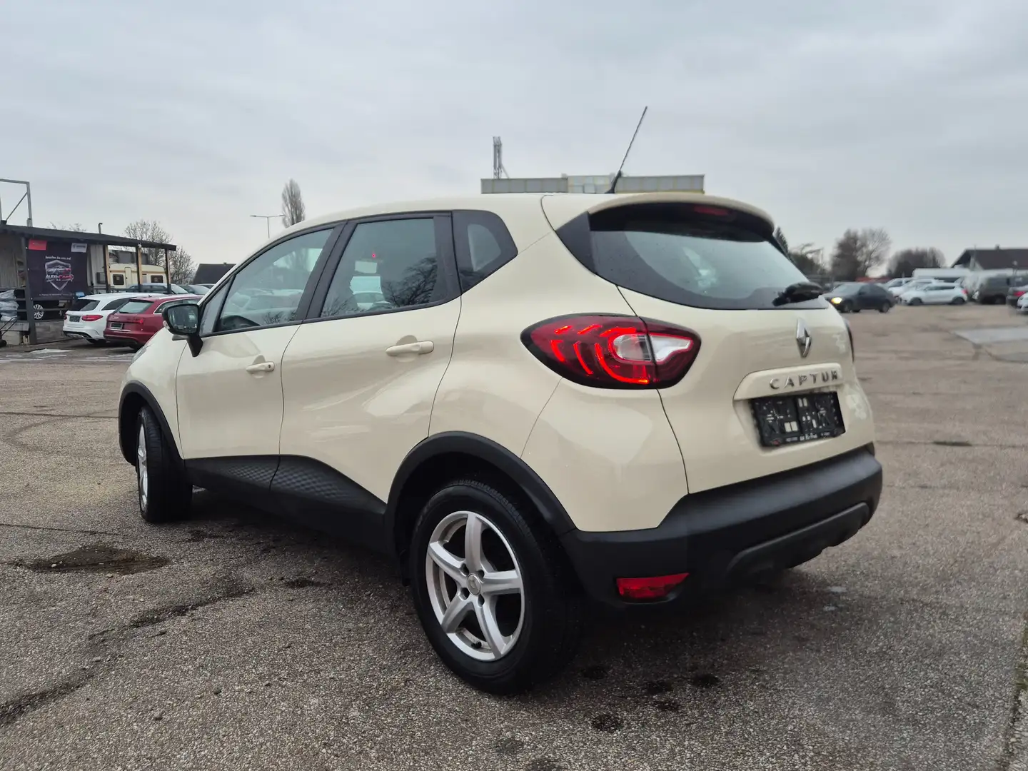 Renault Captur Captur ENERGY TCe 90 4Austria 4Austria Beige - 2