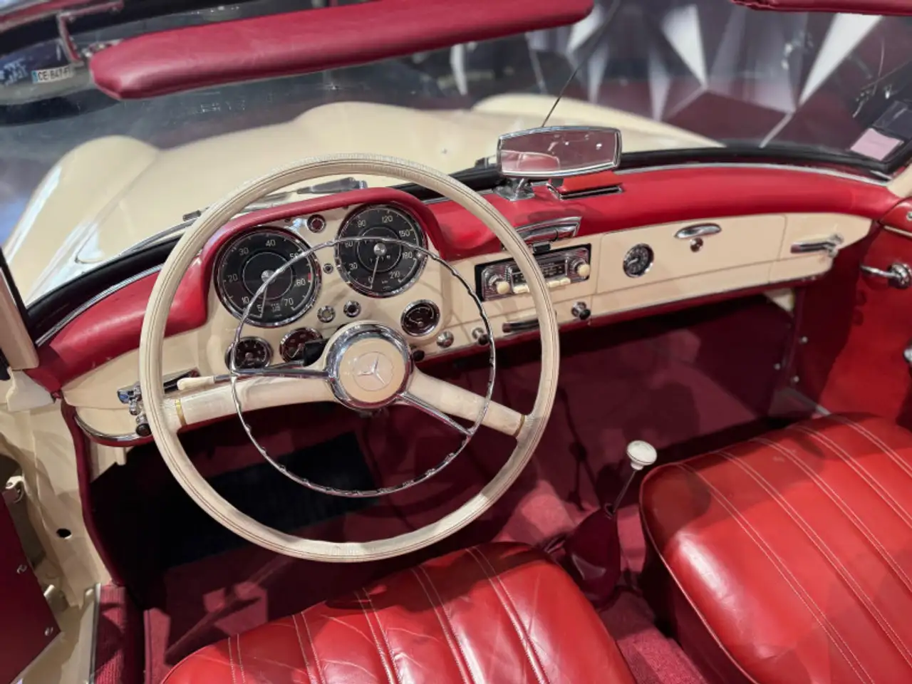 Mercedes-Benz 190 1.9 105 CH CABRIOLET, foto 9