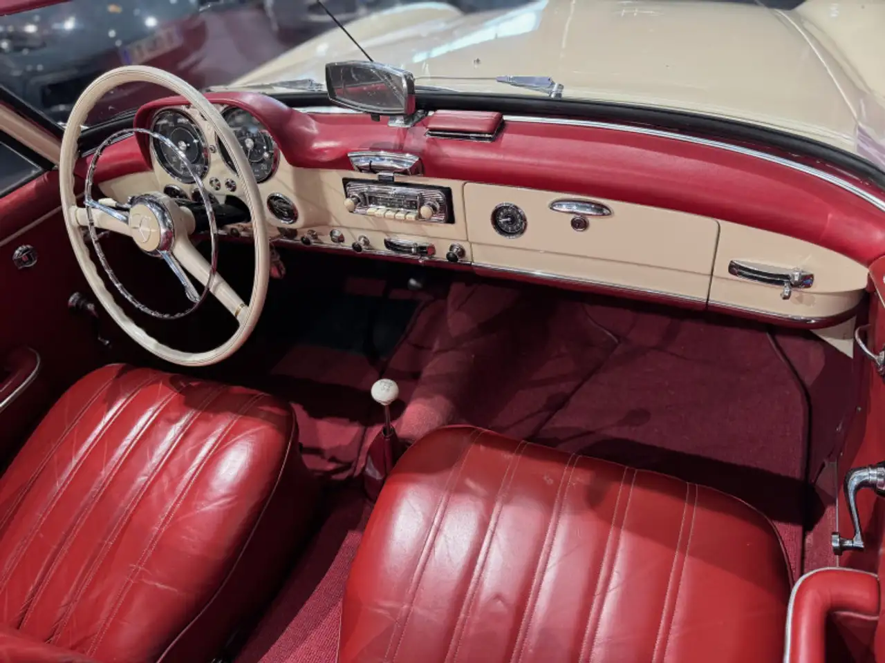 Mercedes-Benz 190 1.9 105 CH CABRIOLET, foto 11