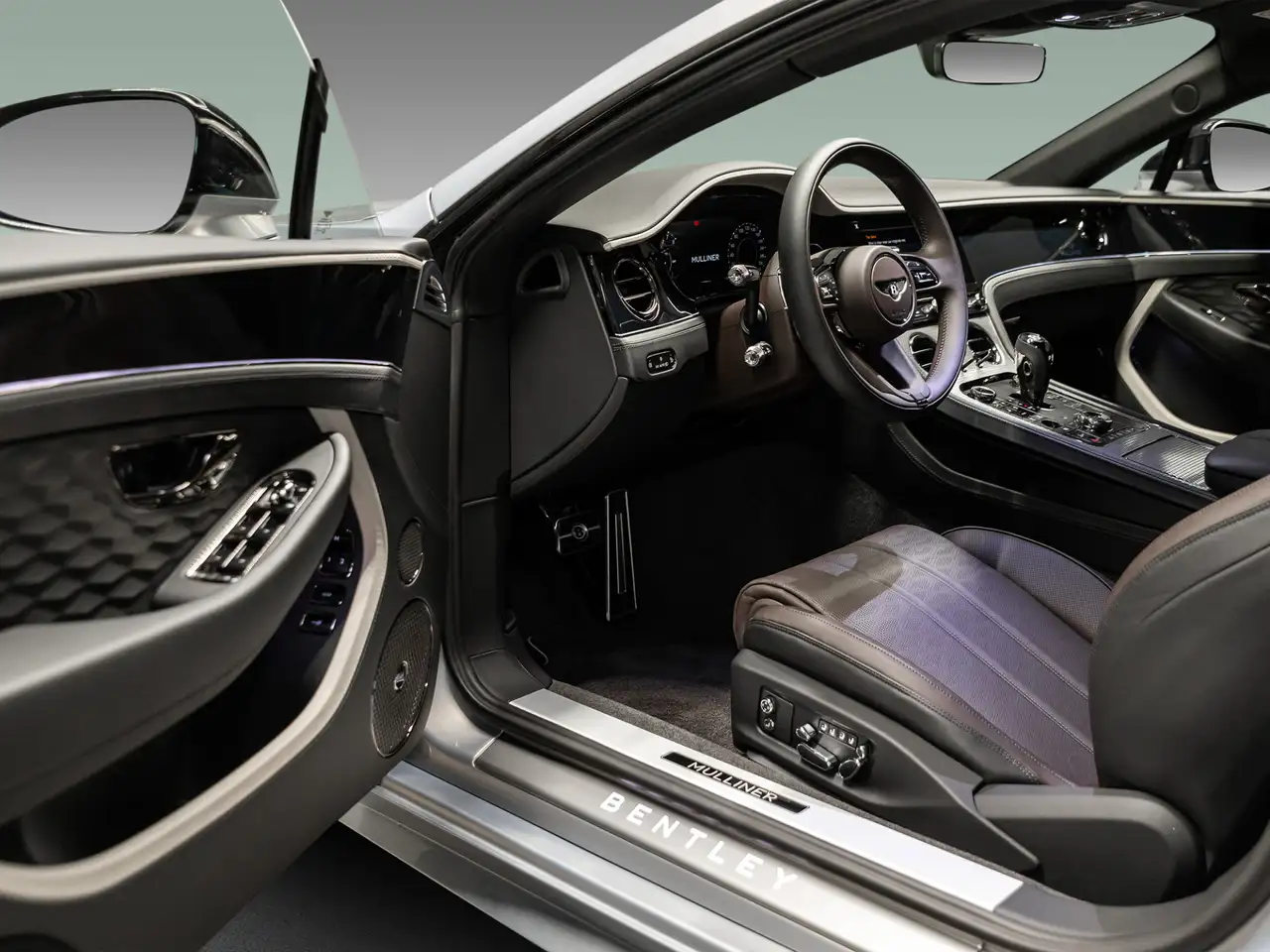 Bentley Continental GT 2026 — фото 14