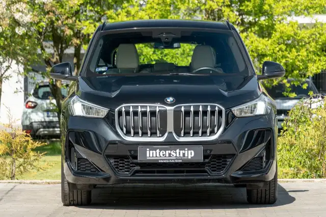 BMW X1 view 2