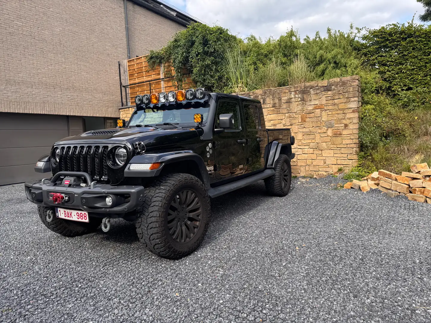 Jeep Gladiator 3.0 V6 4WD ATX Overland Černá - 1