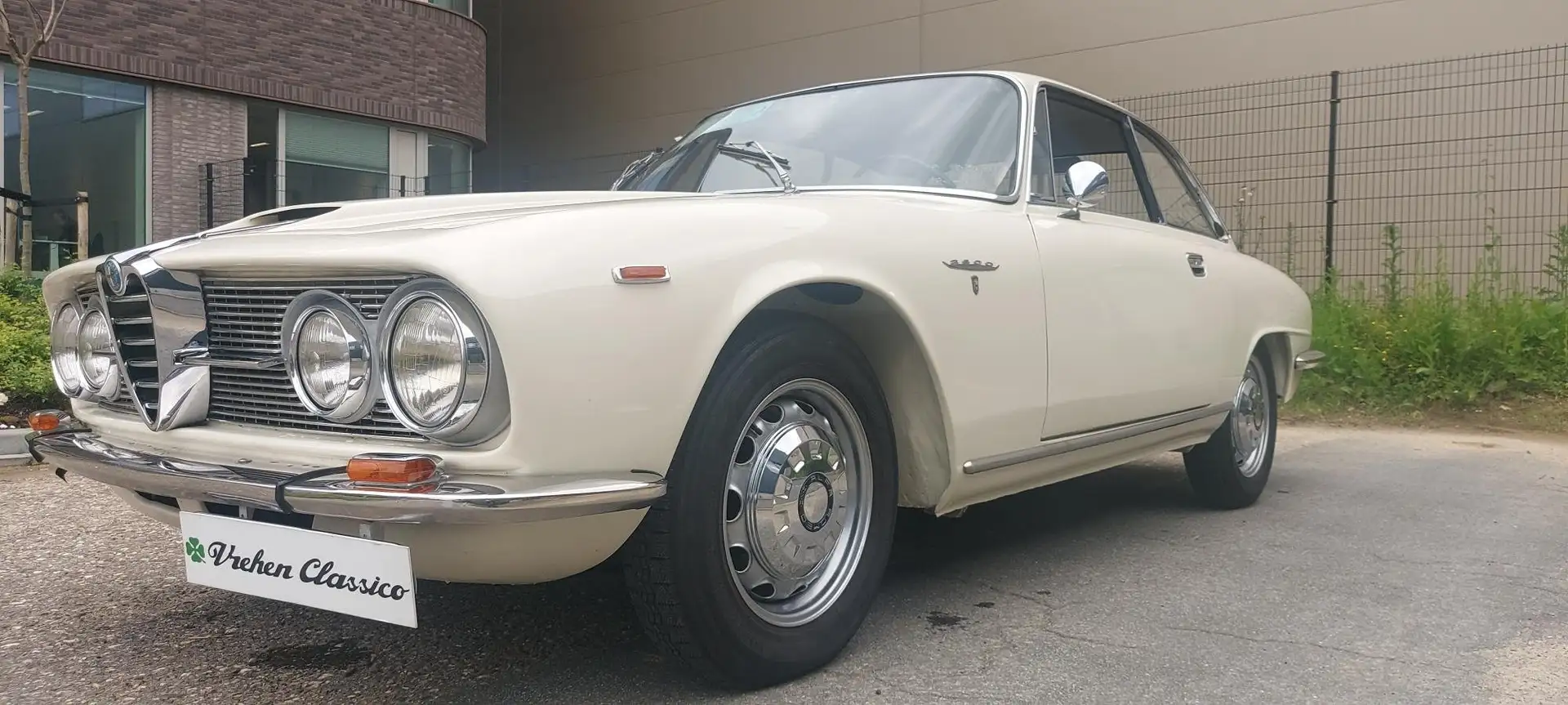 Alfa Romeo Sprint 2600 - volledige restauratie - Wit - 1