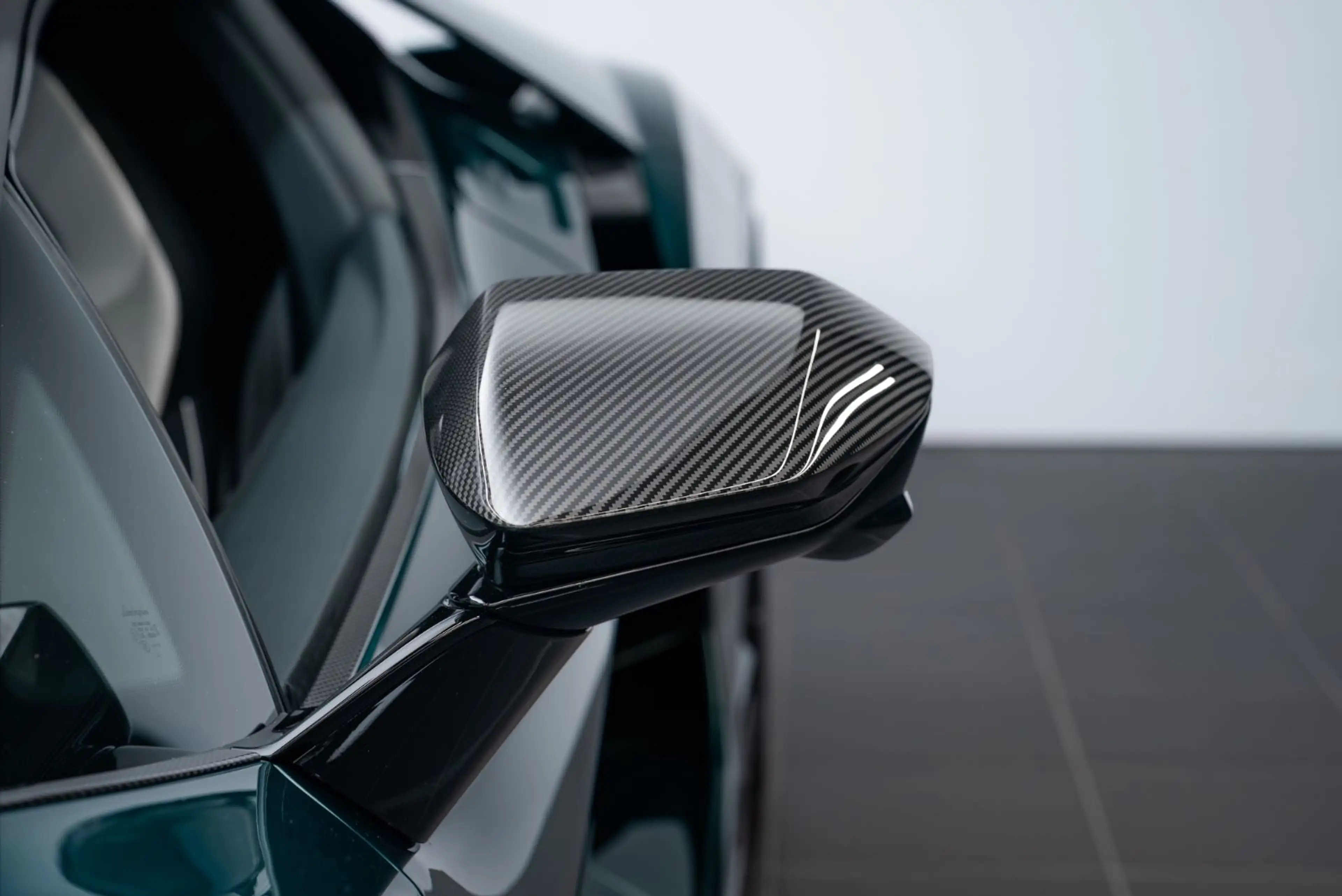 Lamborghini Revuelto FULL CARBON/LIFT/PASSENGER/MY 26 — photo 7