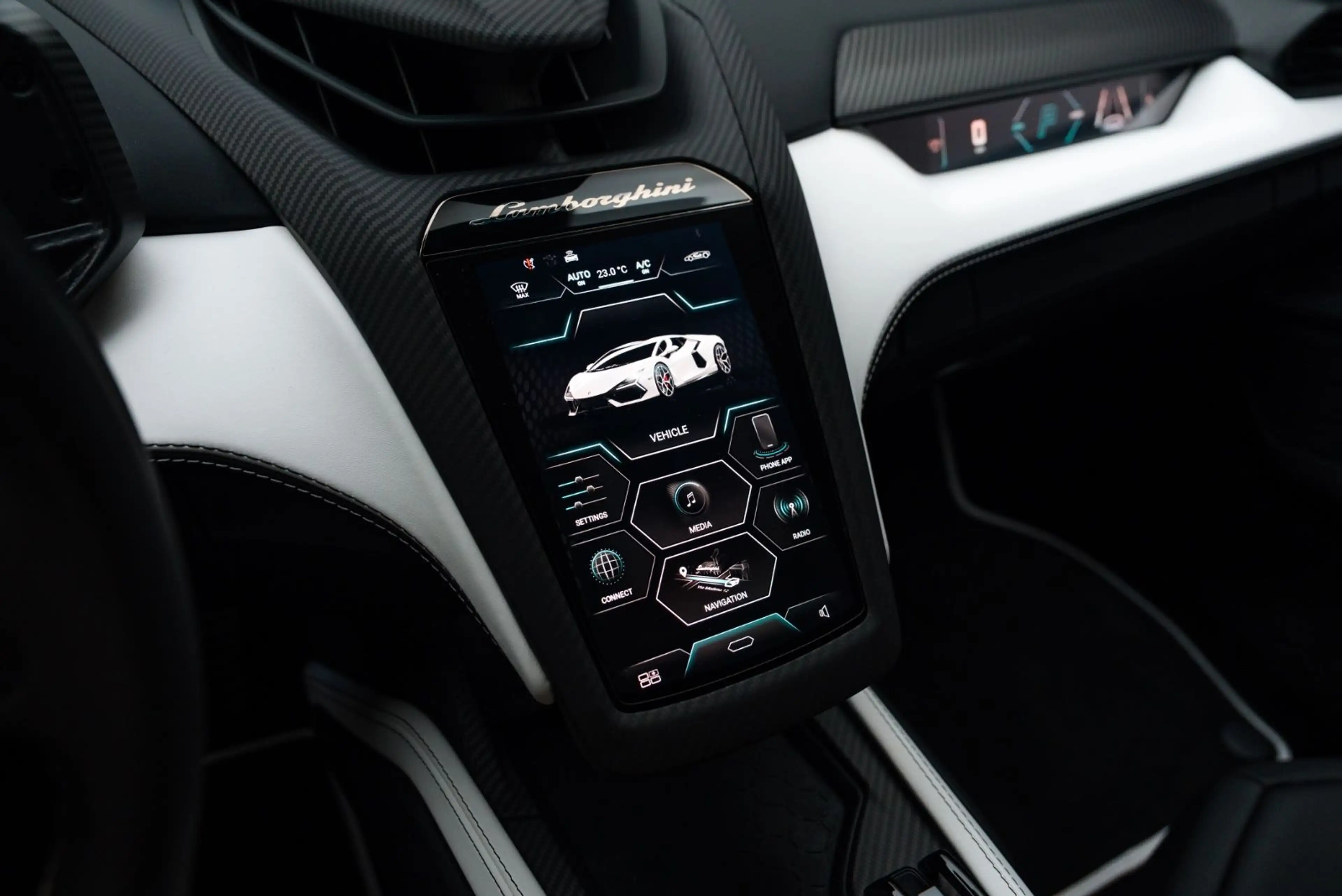 Lamborghini Revuelto FULL CARBON/LIFT/PASSENGER/MY 26 — photo 14