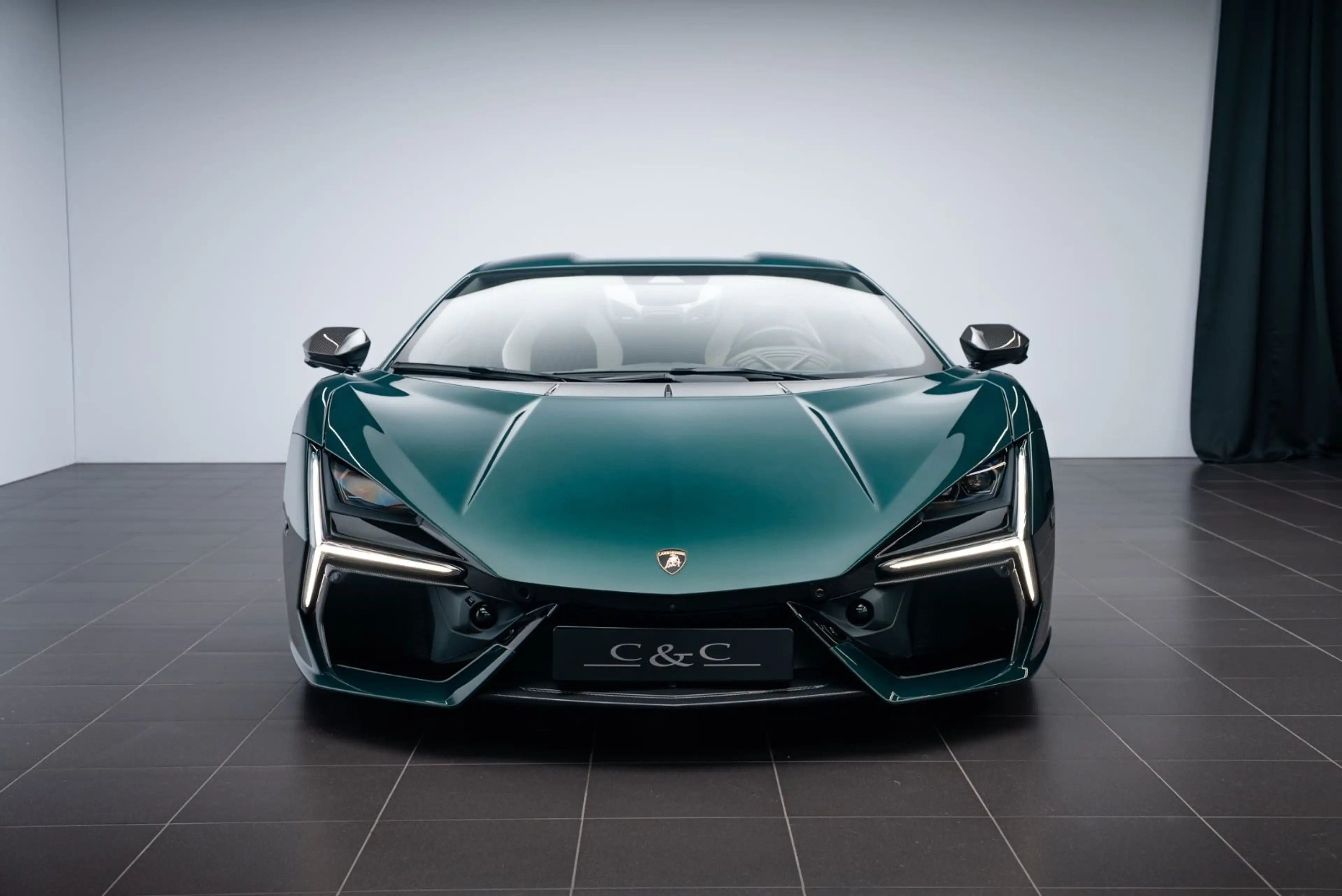 Lamborghini Revuelto FULL CARBON/LIFT/PASSENGER/MY 26 — photo 2