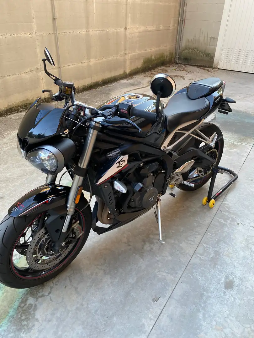Triumph Street Triple RS Nero - 2