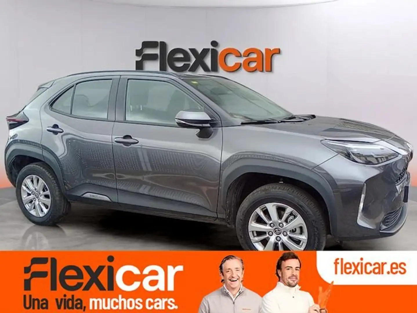 Toyota Yaris 120H 1.5 Active Plus Gris - 1