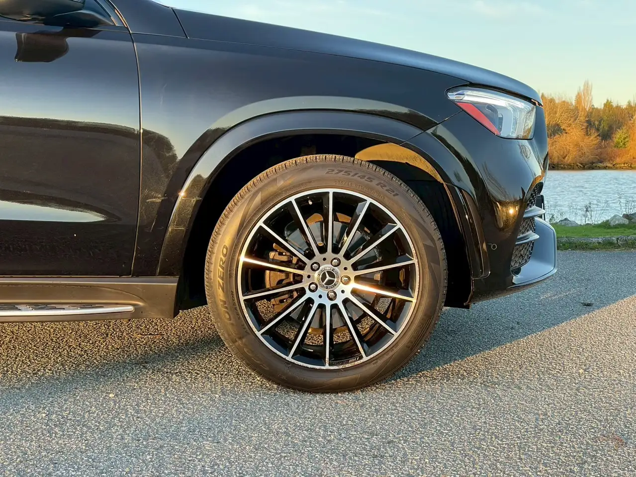 Mercedes-Benz GLE снимка Mercedes-Benz GLE
