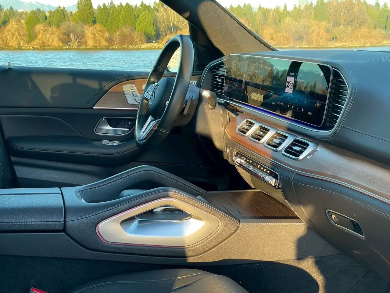 Mercedes-Benz GLE снимка Mercedes-Benz GLE