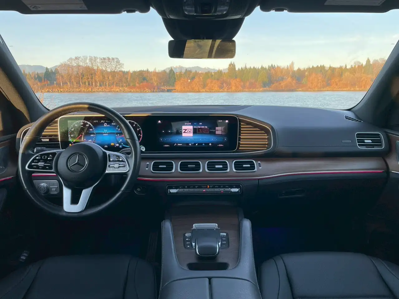 Mercedes-Benz GLE снимка Mercedes-Benz GLE