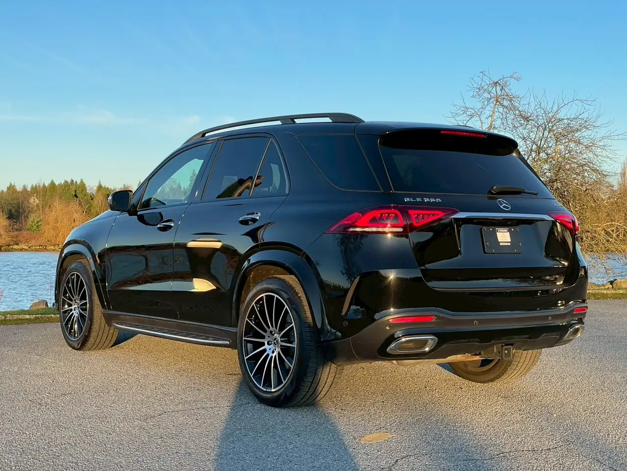 Mercedes-Benz GLE снимка Mercedes-Benz GLE