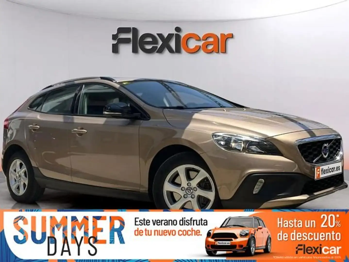 Volvo V40 D2 Kinetic 120 Beige - 1