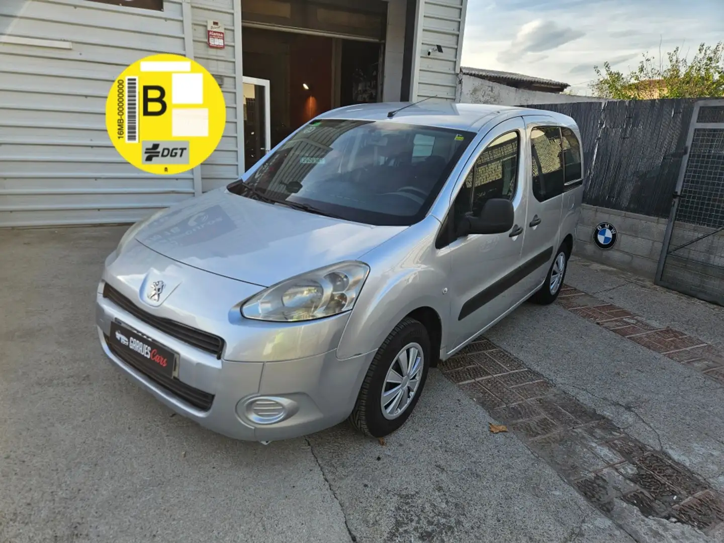 Peugeot Partner Furgón 1.6HDI Confort L1 90 Gris - 1