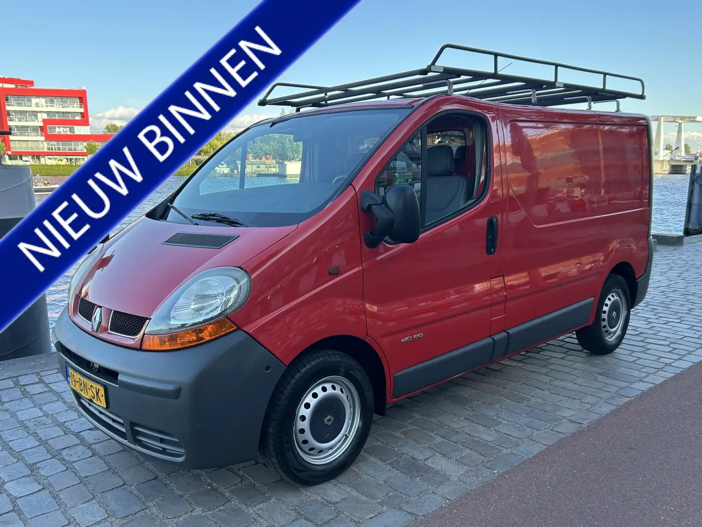 Renault Trafic 1.9 dCi L1H1 Imperial APK Prijs is excl. BTW! Rood - 1