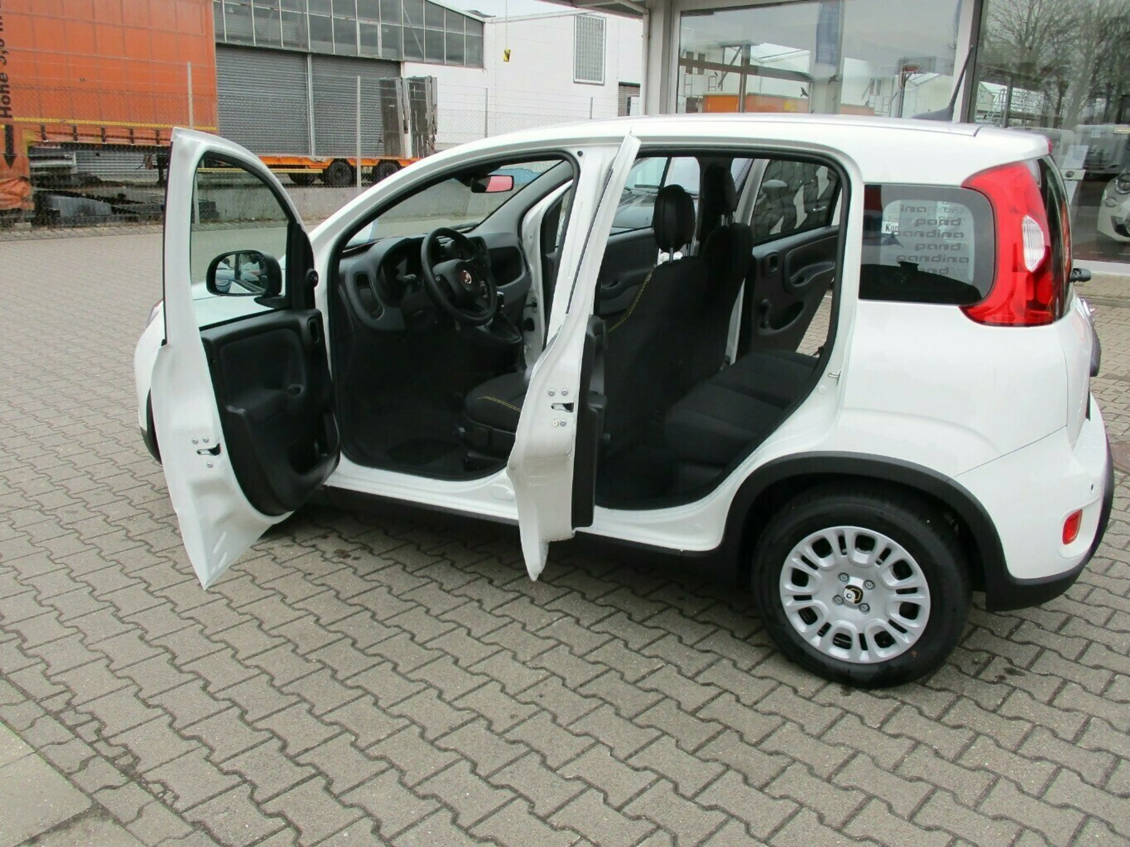 Fiat Panda 1,0 GSE 70PS — photo 7