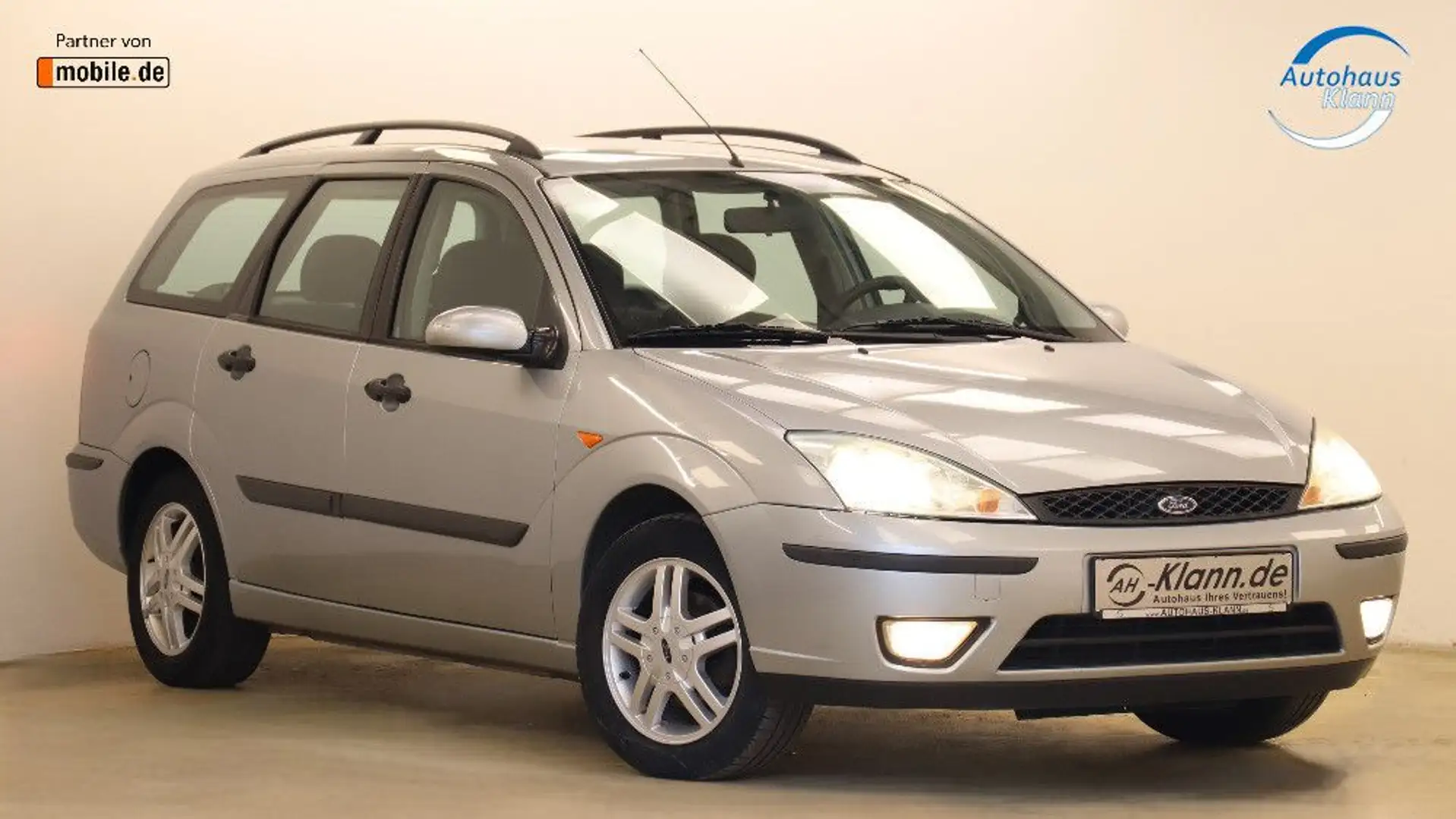 Ford Focus 1.6 101PS Trend Klima ZV 2.Hand srebrna - 1