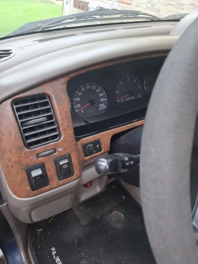 Mitsubishi Pajero Sport Wagon 2.5 tdi GLS - 2