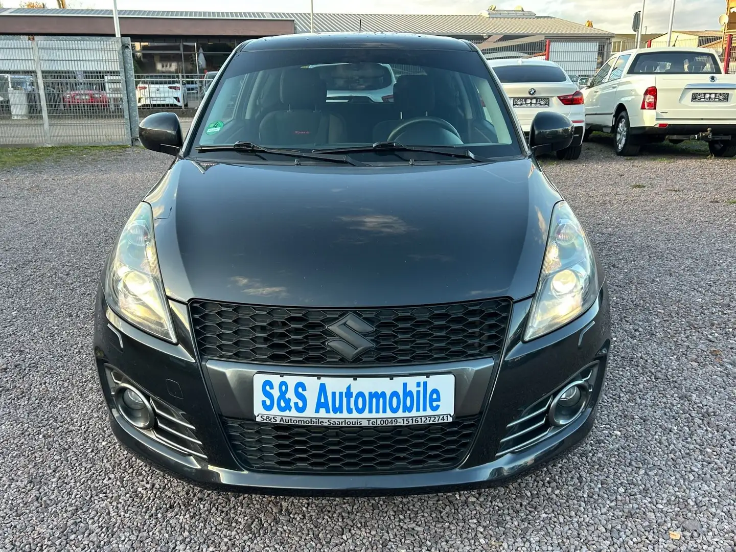 Suzuki Swift Sport 1.6 *Bi-Xenon*PDC*Bluetooth*Euro5* Schwarz - 2