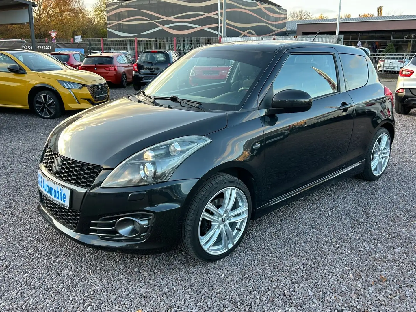 Suzuki Swift Sport 1.6 *Bi-Xenon*PDC*Bluetooth*Euro5* Schwarz - 1