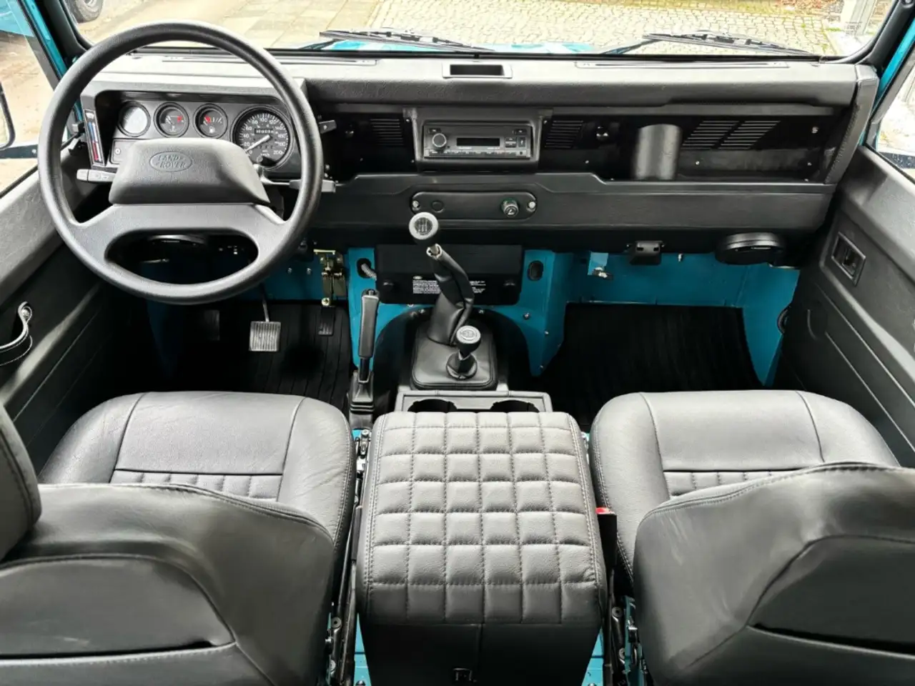 Land Rover Defender 130 L316 300 TDI 2.5 Crew Cab, foto 8