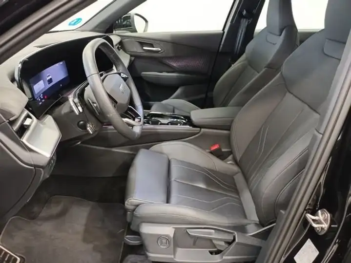 Audi Q3 2025, foto 7