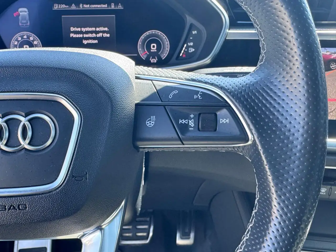 Audi Q3 снимка Audi Q3