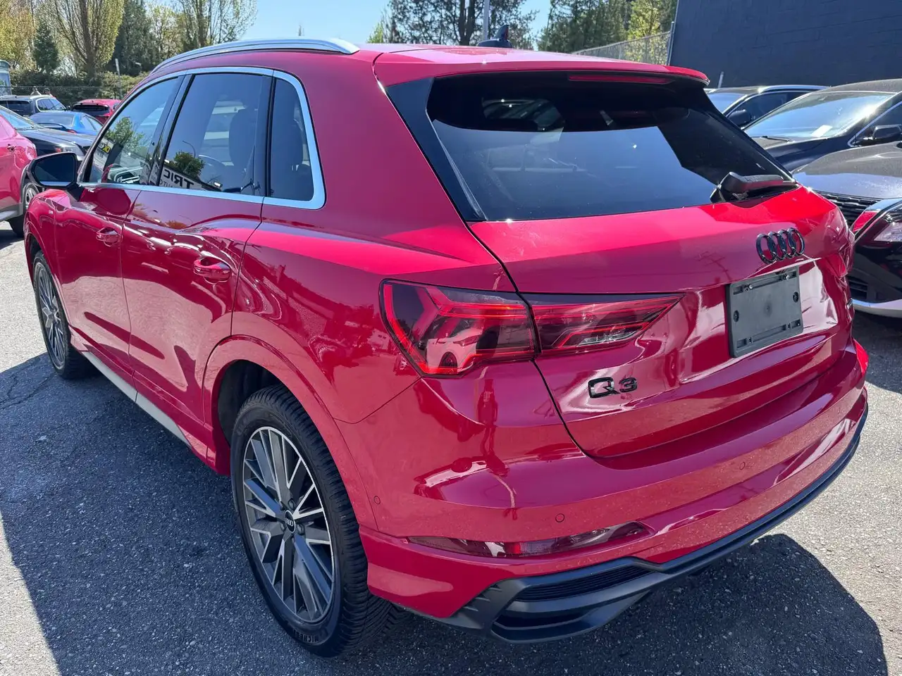 Audi Q3 снимка Audi Q3