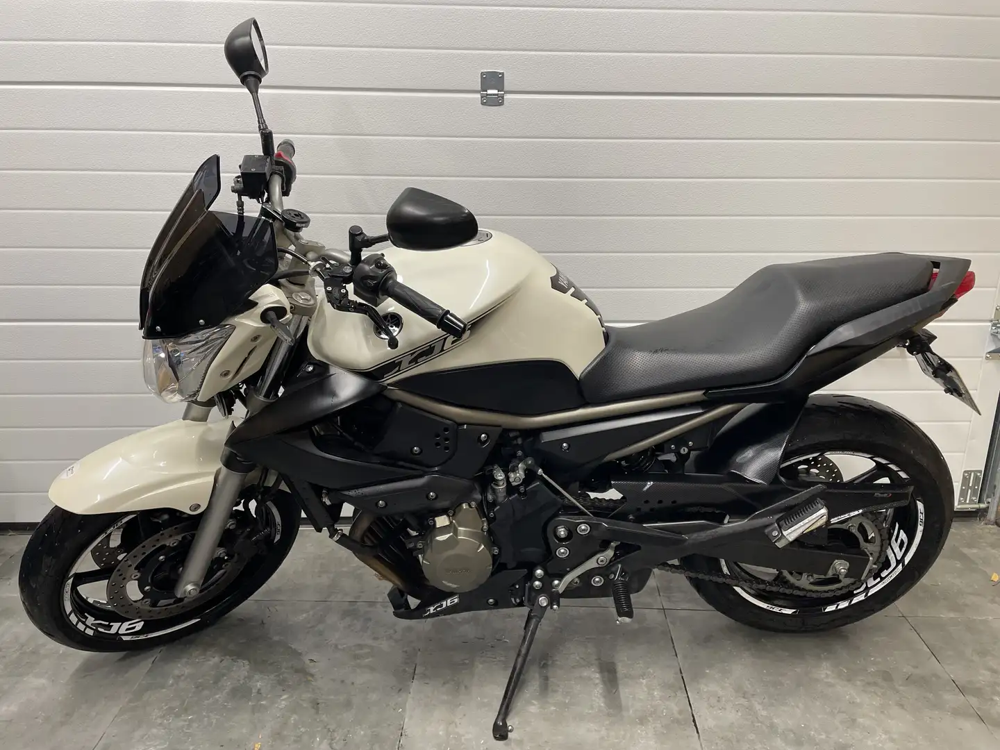 Yamaha XJ 6 verlaagd! - 2