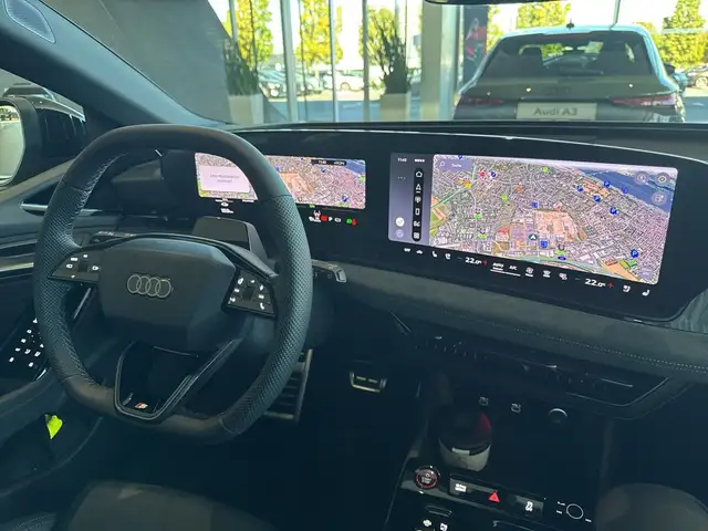 Audi A6 view 11