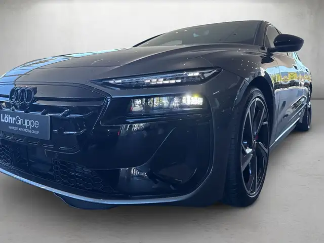 Audi A6 view 4