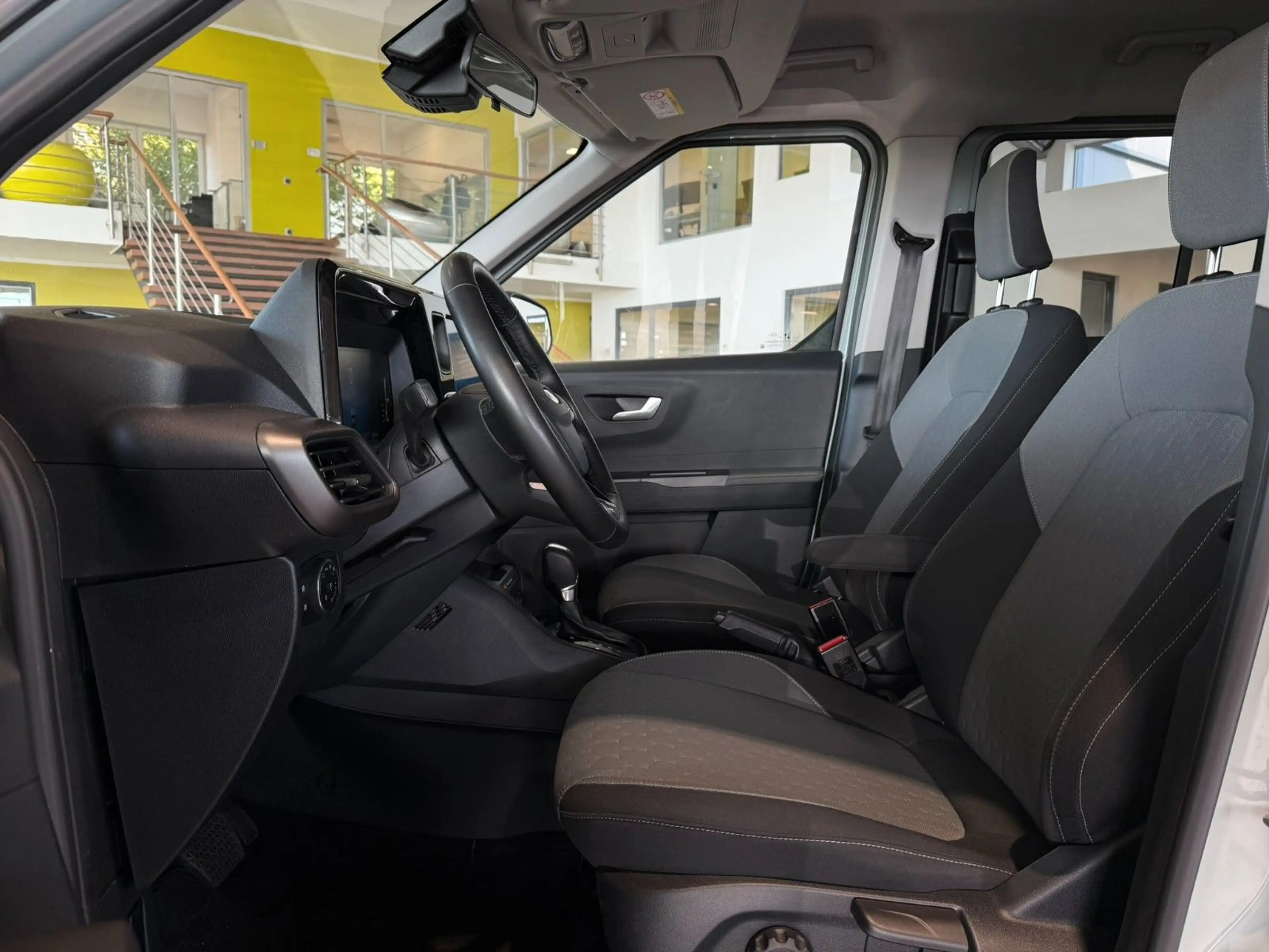 Ford Tourneo Courier Titanium — photo 14