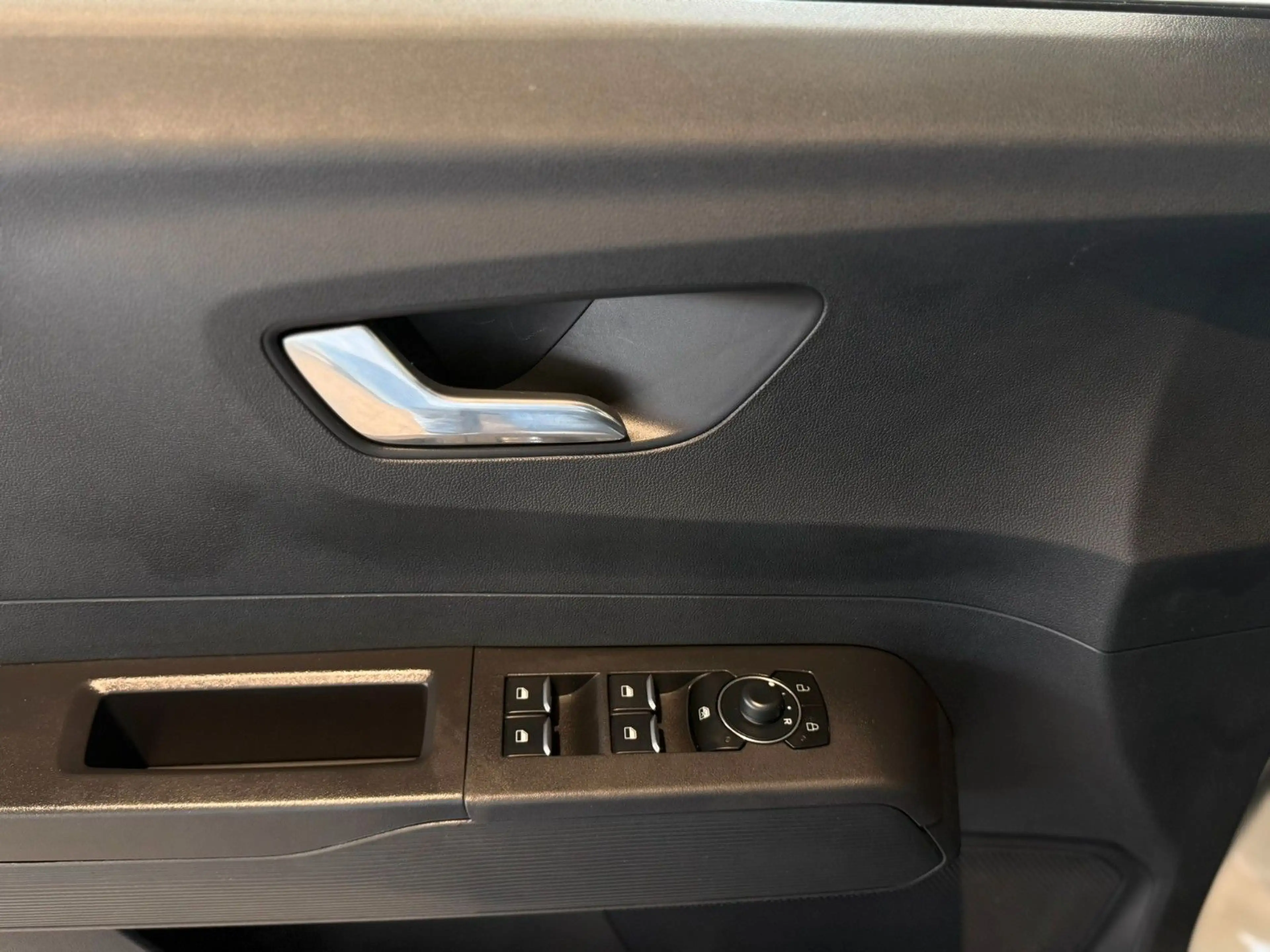 Ford Tourneo Courier Titanium — photo 12