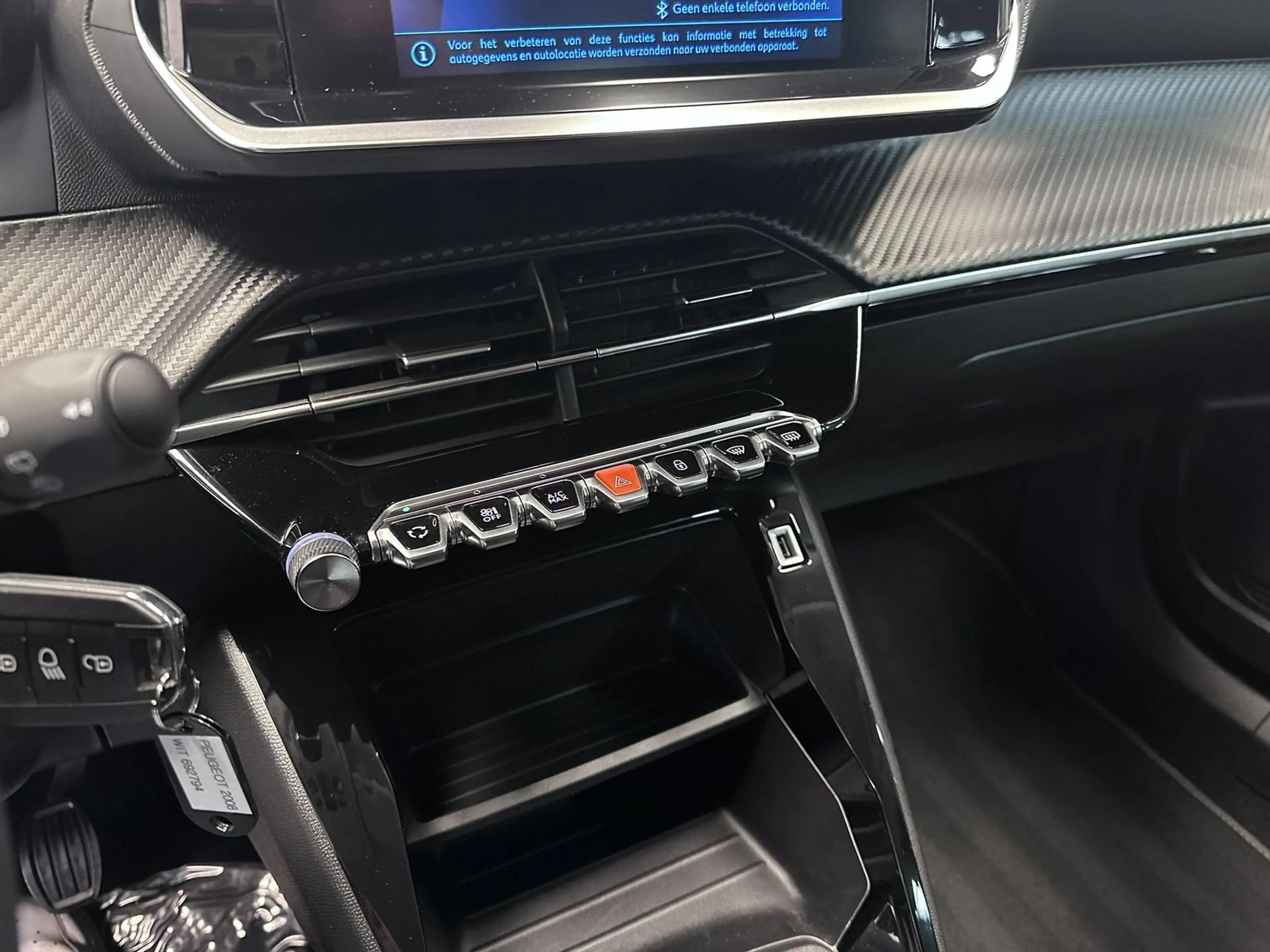 Peugeot 2008 1.2i*S&S*STYLE*CARPLAY*10.317 KM!!!* — photo 19