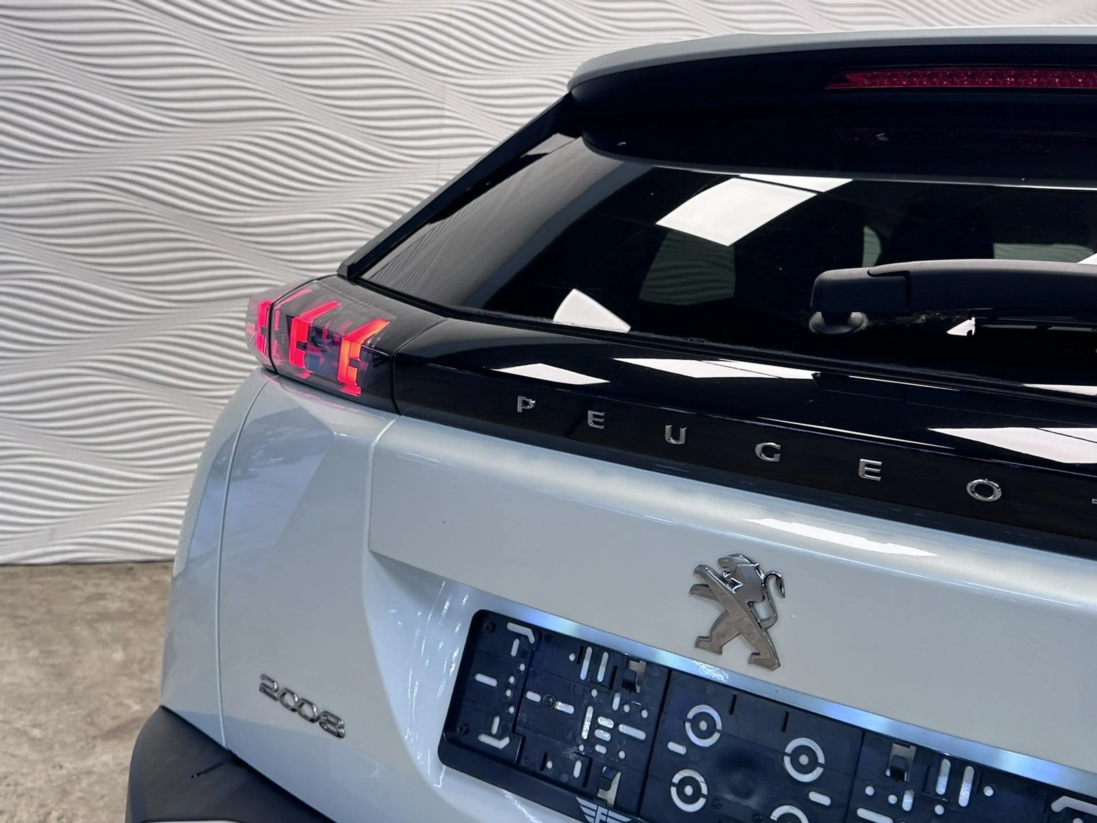 Peugeot 2008 1.2i*S&S*STYLE*CARPLAY*10.317 KM!!!* — photo 13