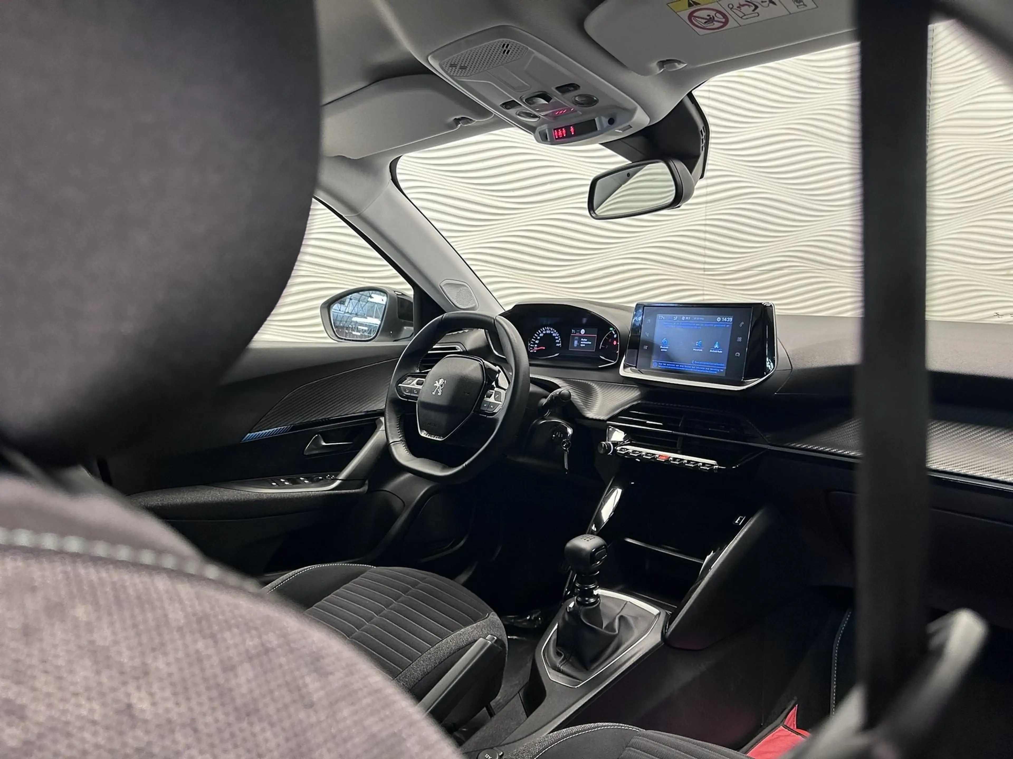 Peugeot 2008 1.2i*S&S*STYLE*CARPLAY*10.317 KM!!!* — photo 24