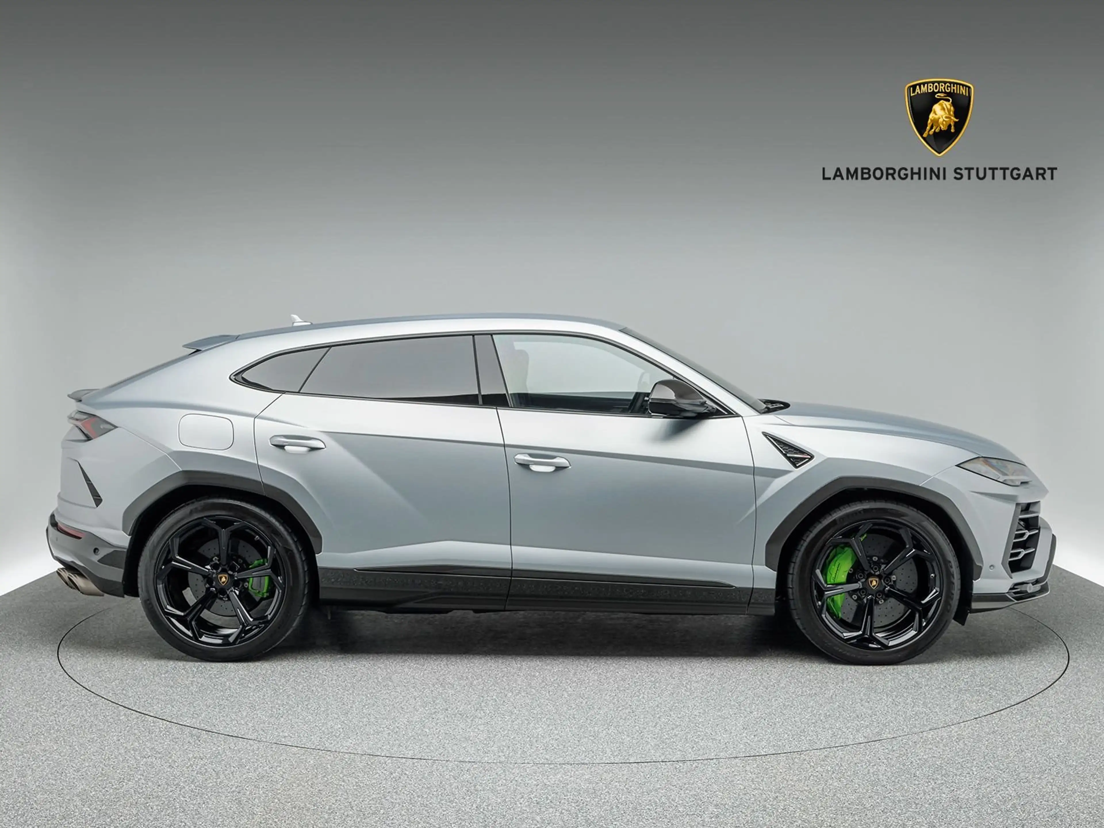 Lamborghini Urus Carbon/Akrapovic/Selezione — photo 2