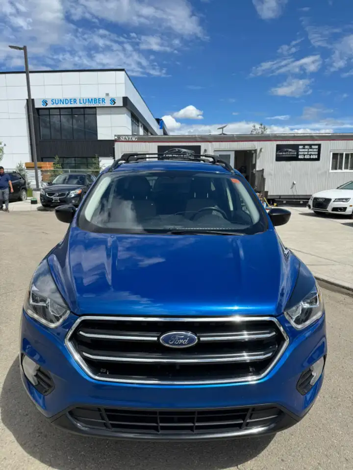 Ford Escape снимка Ford Escape