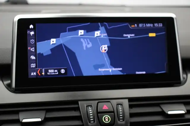 BMW 2 Series view 6