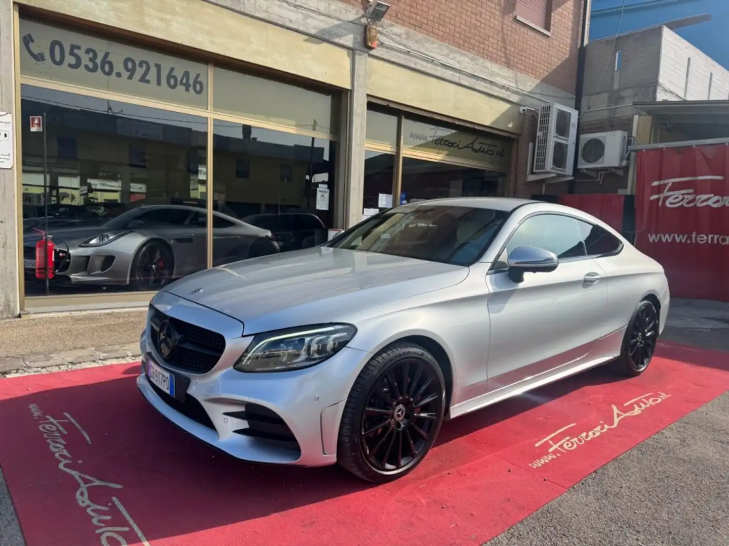 Mercedes-Benz C 220 d Auto 4Matic Coupé Premium Argento - 1